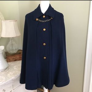 Vintage blue wool cape with pockets